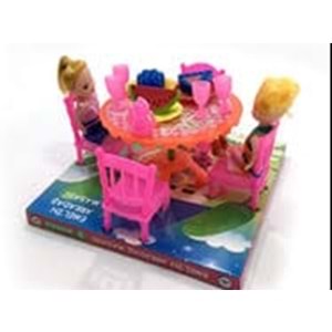 EMELİN ARKADAŞ MASASI IMG137